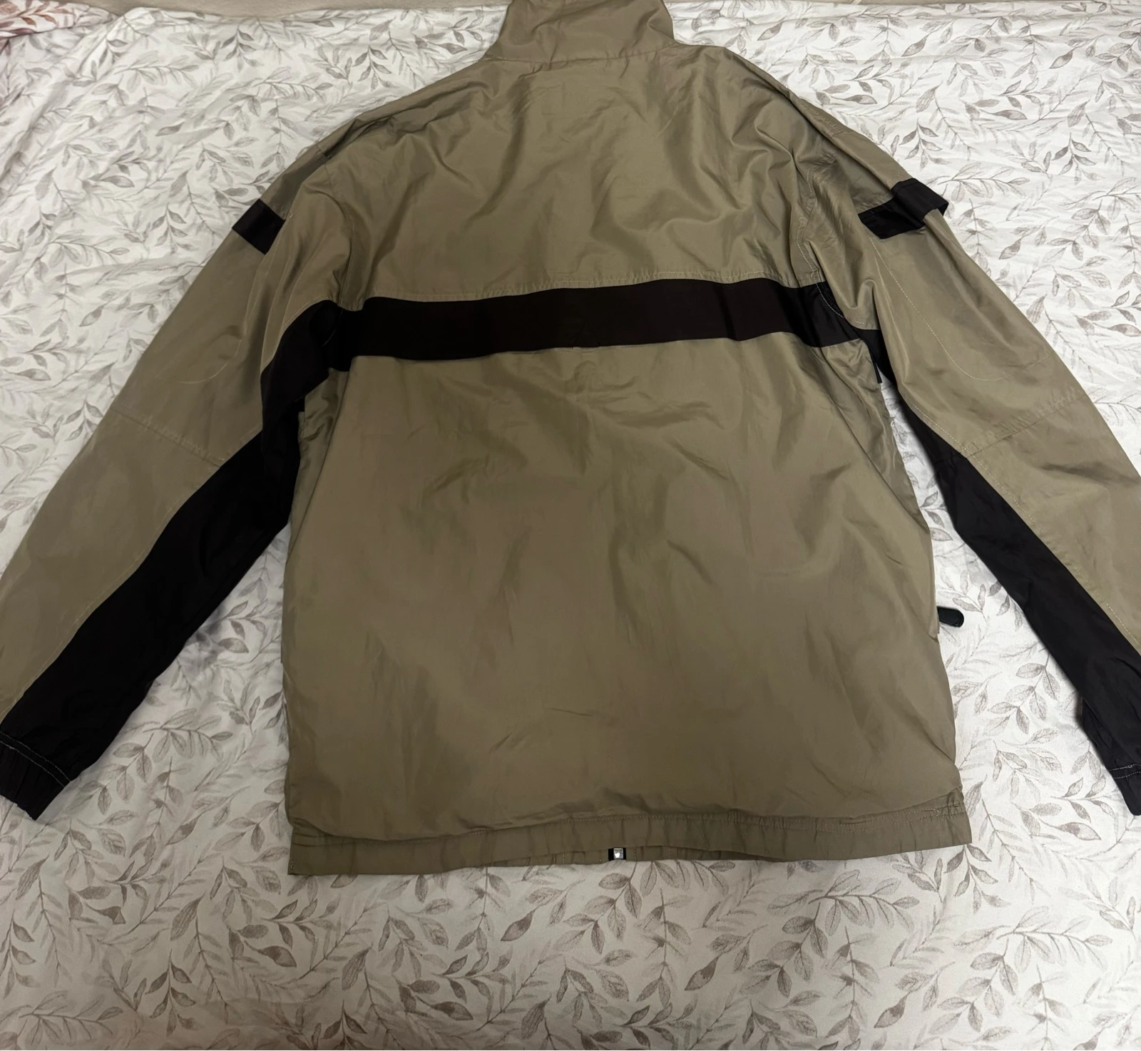 Asics green khaki/black jacket – photo 3